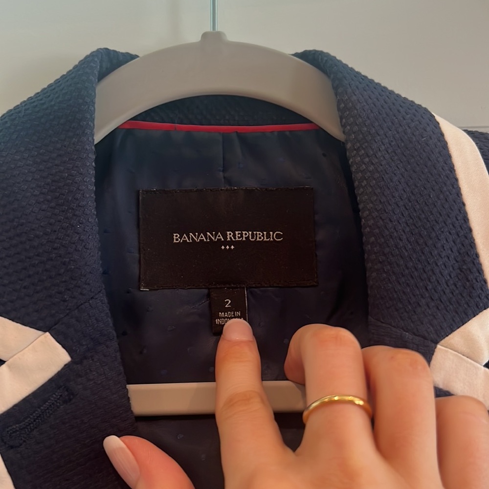 Banana Republic Blazer - Navy - Picture 2 of 4